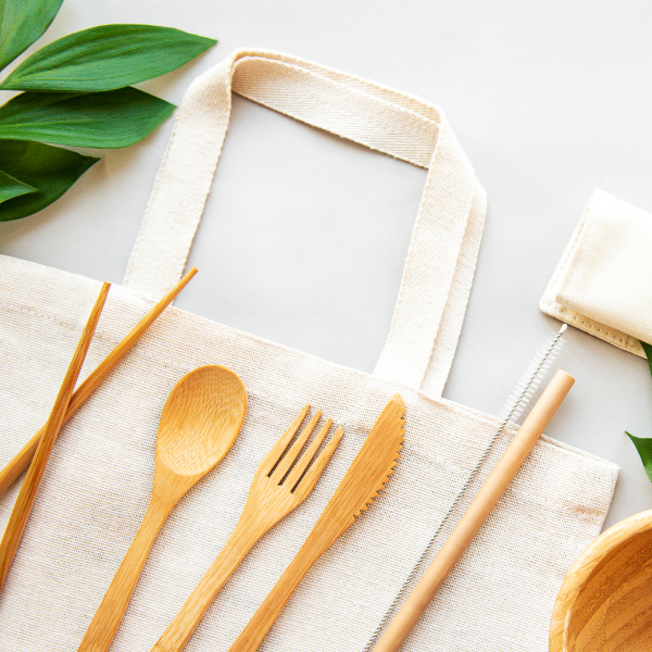 Blog-Main-go-green-use-ecofriendly-bamboo-flatware