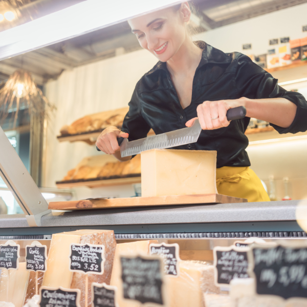 Blog-Main-how-to-properly-cut-a-cheese