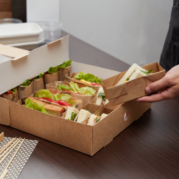 Blog-Main-product-highlight-paper-catering-tray