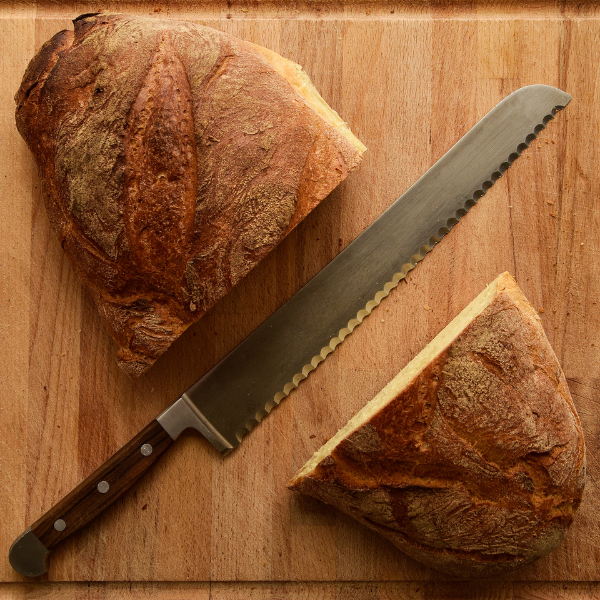 The Ultimate Guide to Choosing the Perfect Bread Knife
