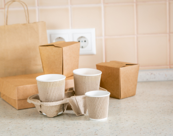ribbed cups, take out boxes and carry bags