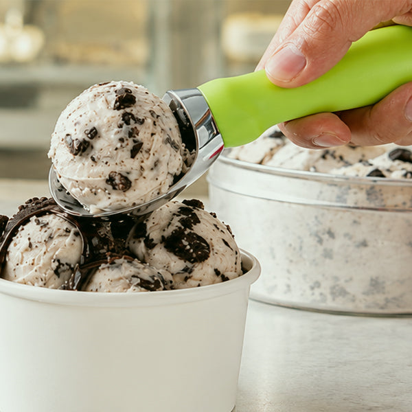Ice Cream Scoops and Dippers