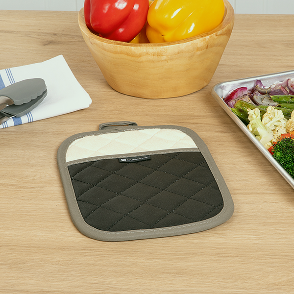 Oven Mitts & Pot Holders