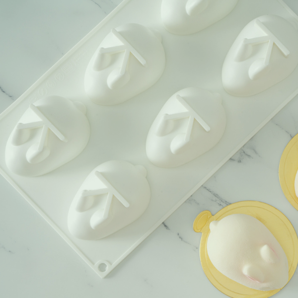 Silicone Bread Pans & Molds