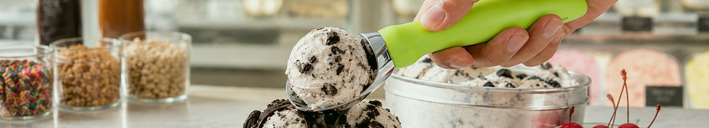 Ice Cream Scoops and Dippers
