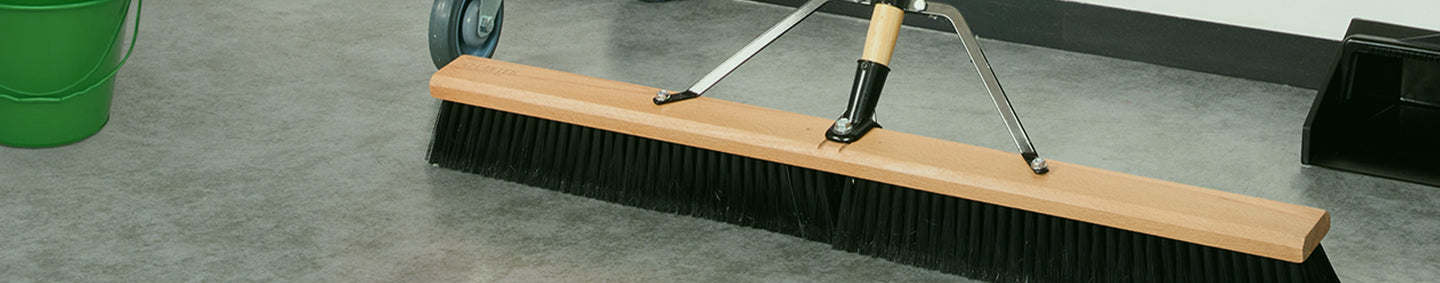 Brooms & Brushes