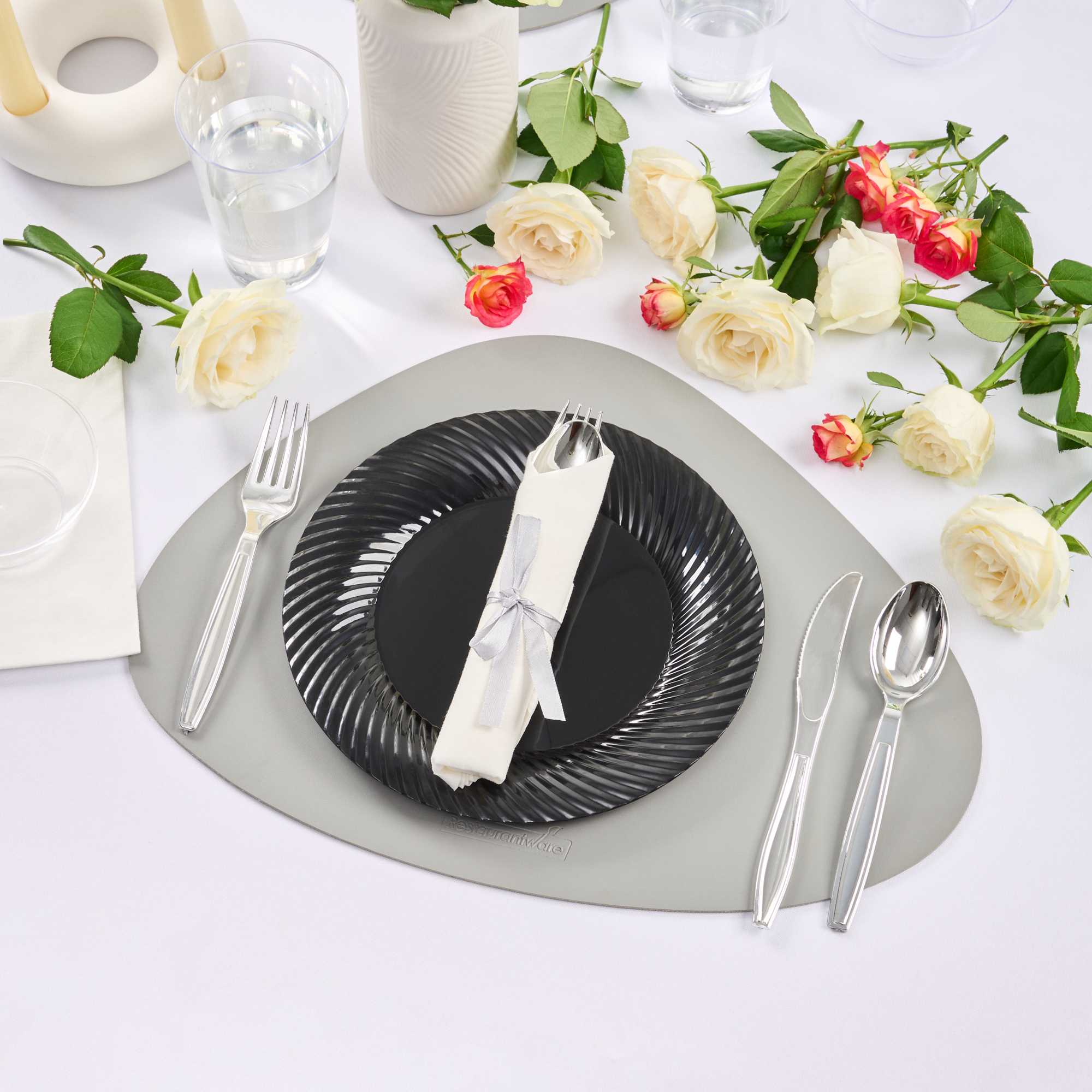 Maxi Serve 100 Round Clear 7" Plastic Medium Elegant Plates and 100 Argento Silver Plastic Cutlery Sets