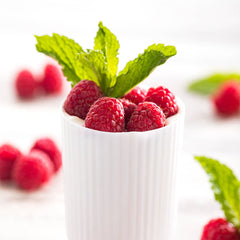 Mini Serve 100 4 oz White Plastic Toque Parfait Cups and 100 Silver Plastic 4
