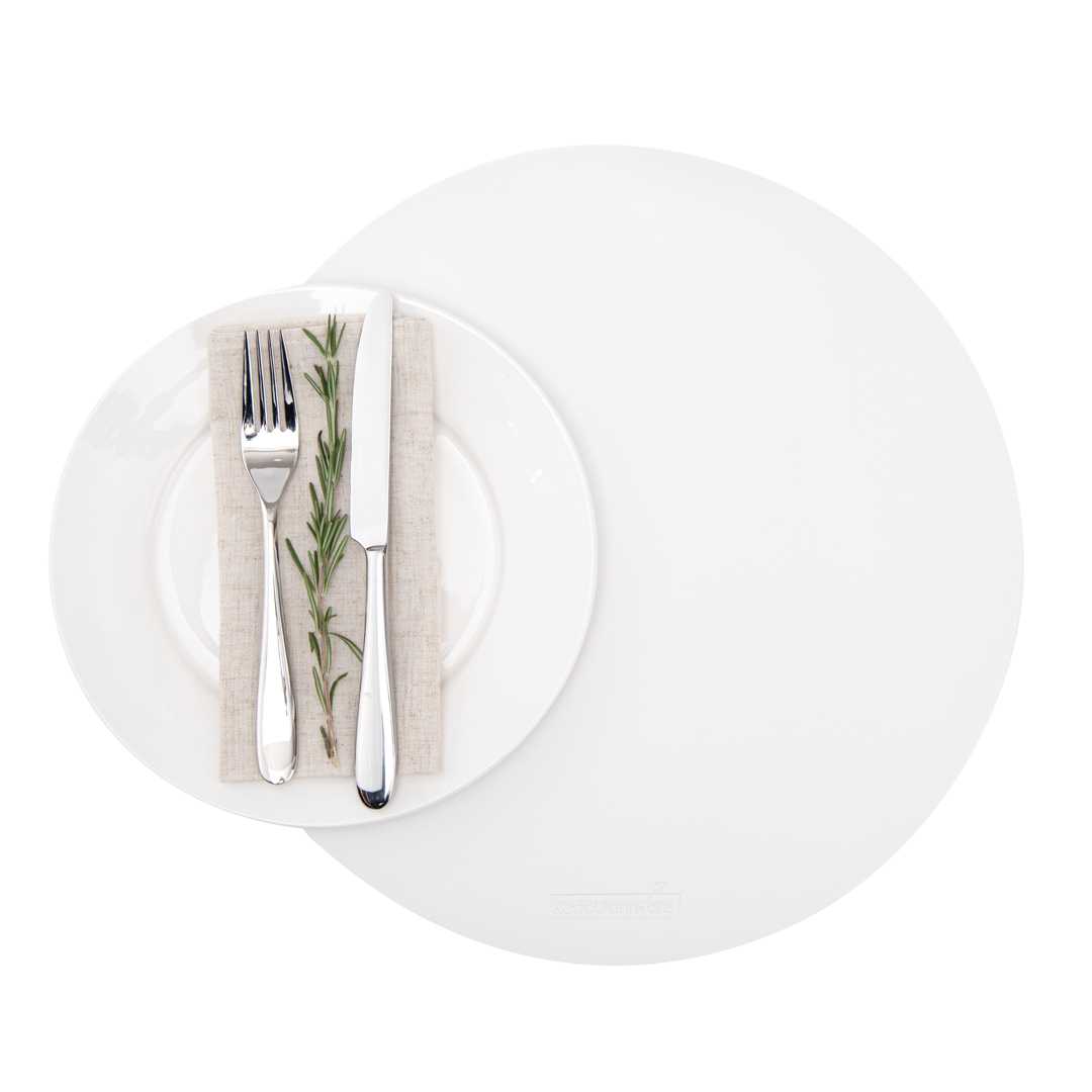 Chef 101 Round White Vinyl Placemat - Embossed - 15" x 15" - 84 count box