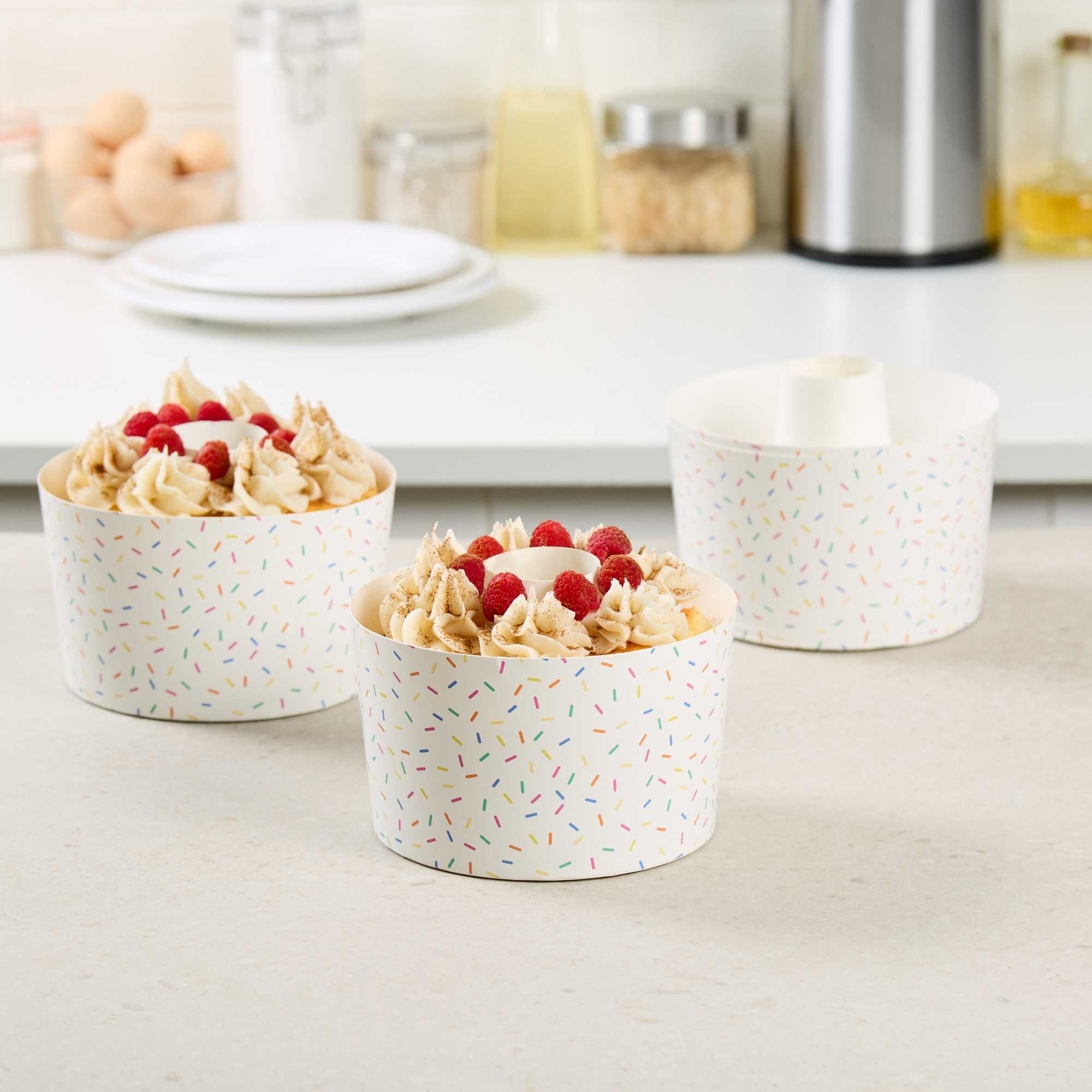 Panificio 53 oz Paper Baking Ring Mold - Colorful Confetti, Greaseproof - 5 3/4" x 5 3/4" x 3 3/4" - 400 count box