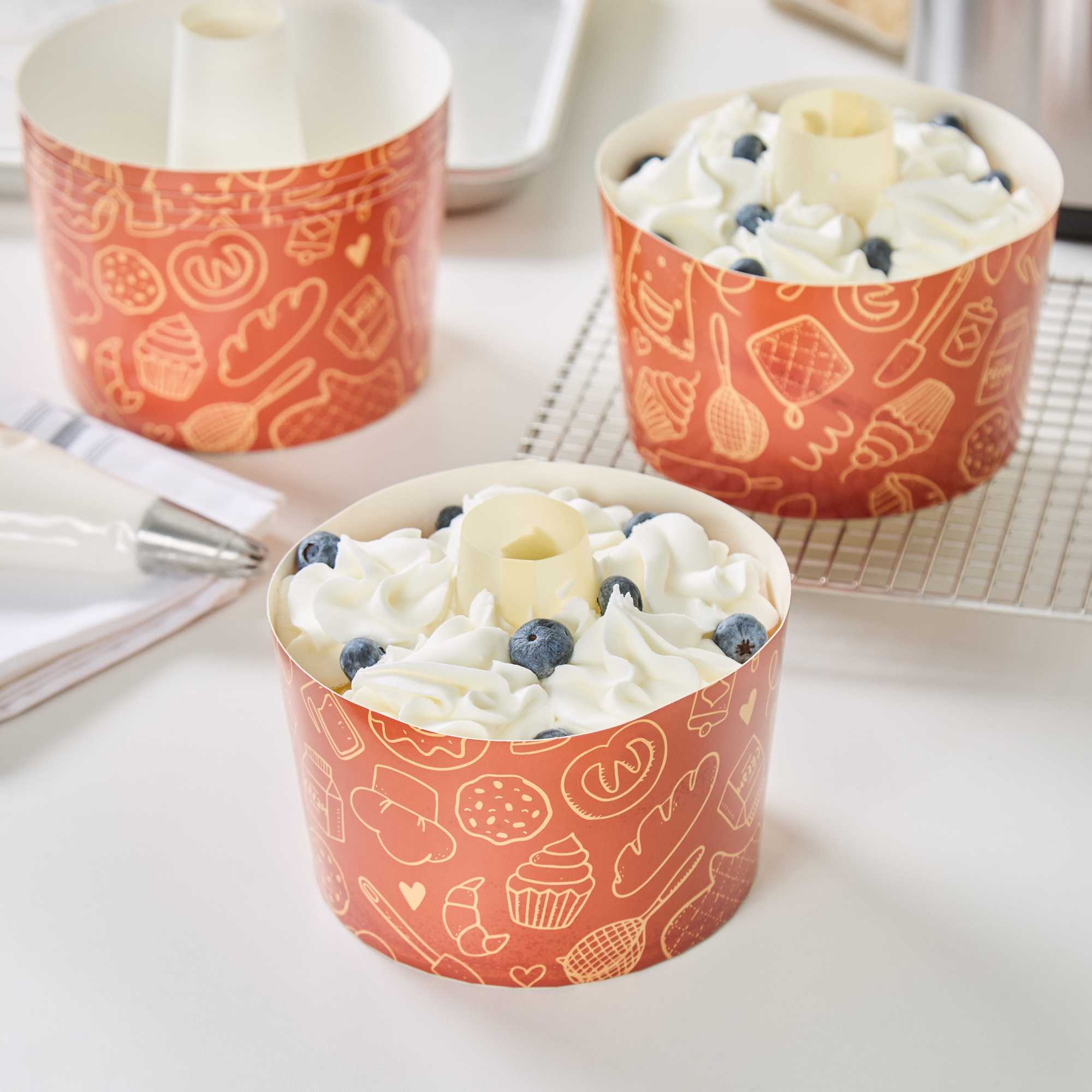 Panificio 38 oz Brown Paper Baking Ring Mold - Bakery, Greaseproof - 5" x 5" x 3 3/4" - 600 count box