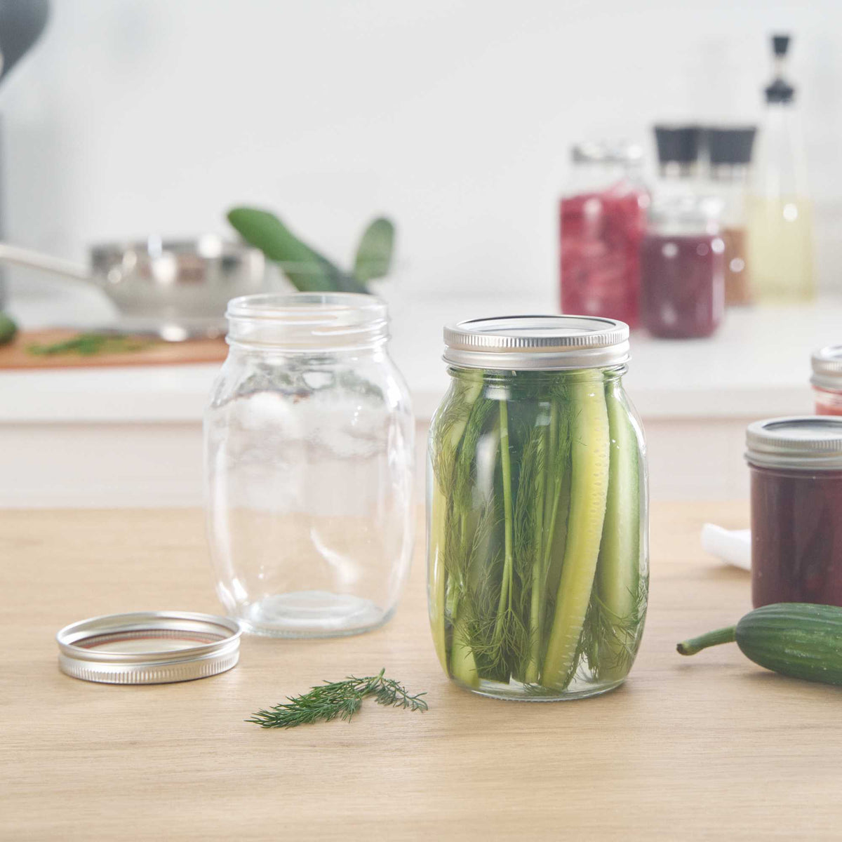 Vetri 36 oz Wide Mouth Glass Canning / Mason Jar - with Silver Metal Lid and Band