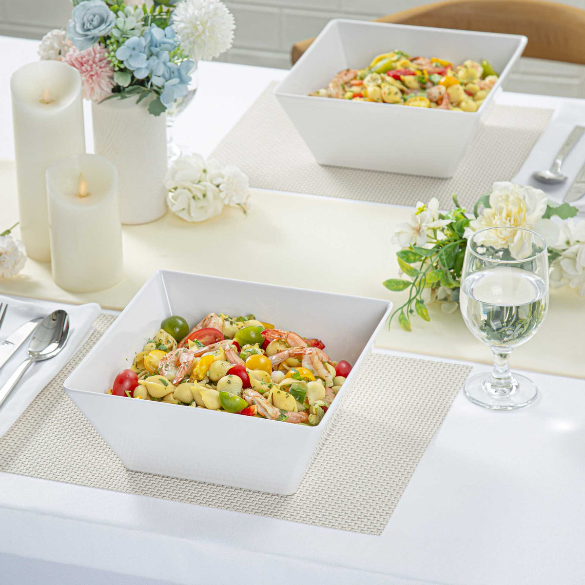 Voga 96 oz Square White Melamine Serving Bowl - Classic - 9 1/2" x 9 1/2" x 4" - 6 count box