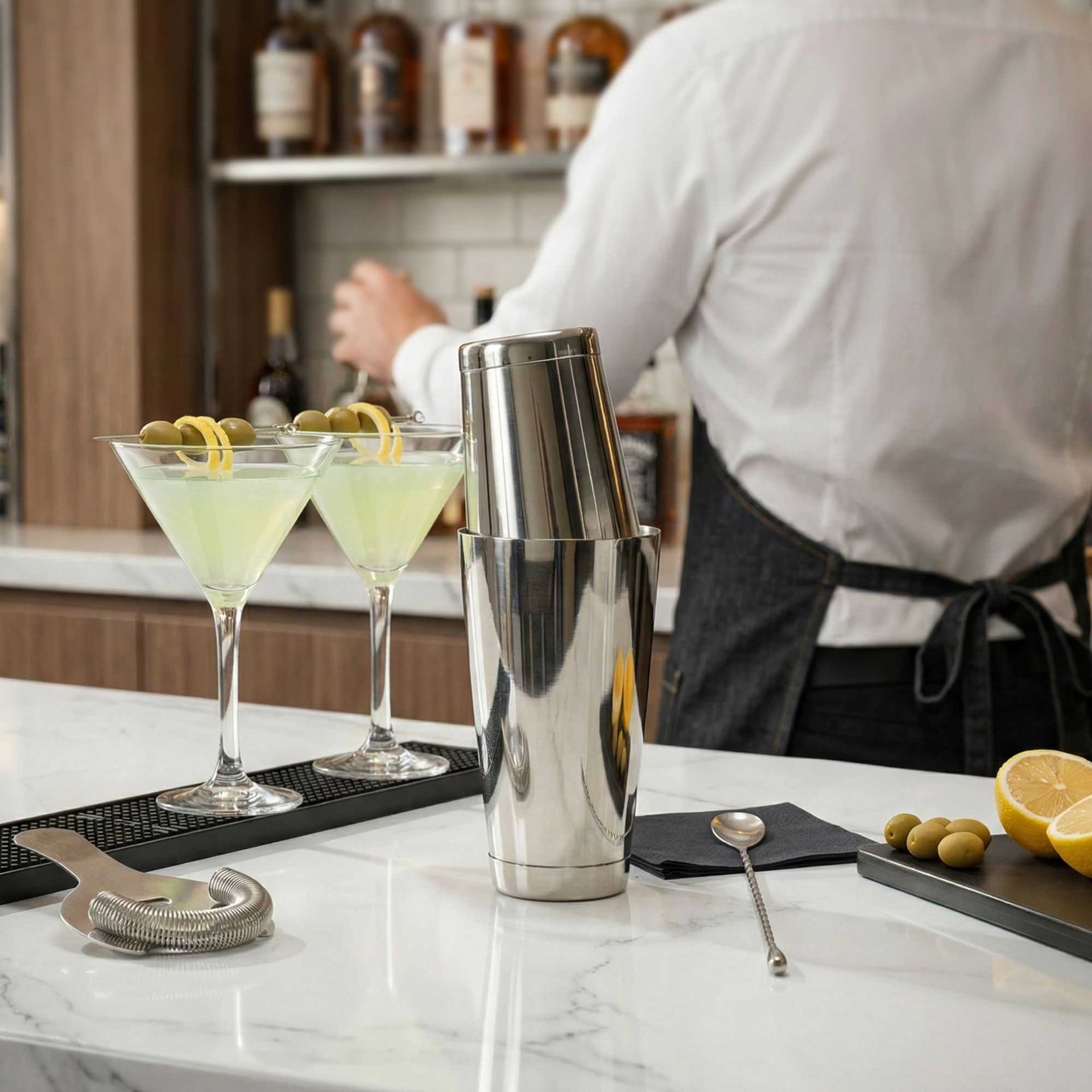 Bar Lux 16 oz Stainless Steel Cocktail Shaker Tin - Weighted, Mirrored Finish - 3 1/4" x 3 1/4" x 4" - 1 count box