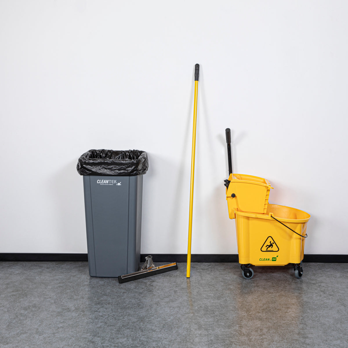 RW Clean Yellow Iron Handle for Floor Squeegee - 54 1/4" x 1 1/4" x 1 1/4" - 1 count box