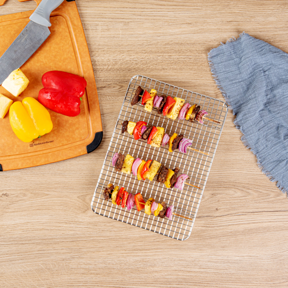 Met Lux Stainless Steel Footed Wire Cooling Rack - For Quarter Size ...