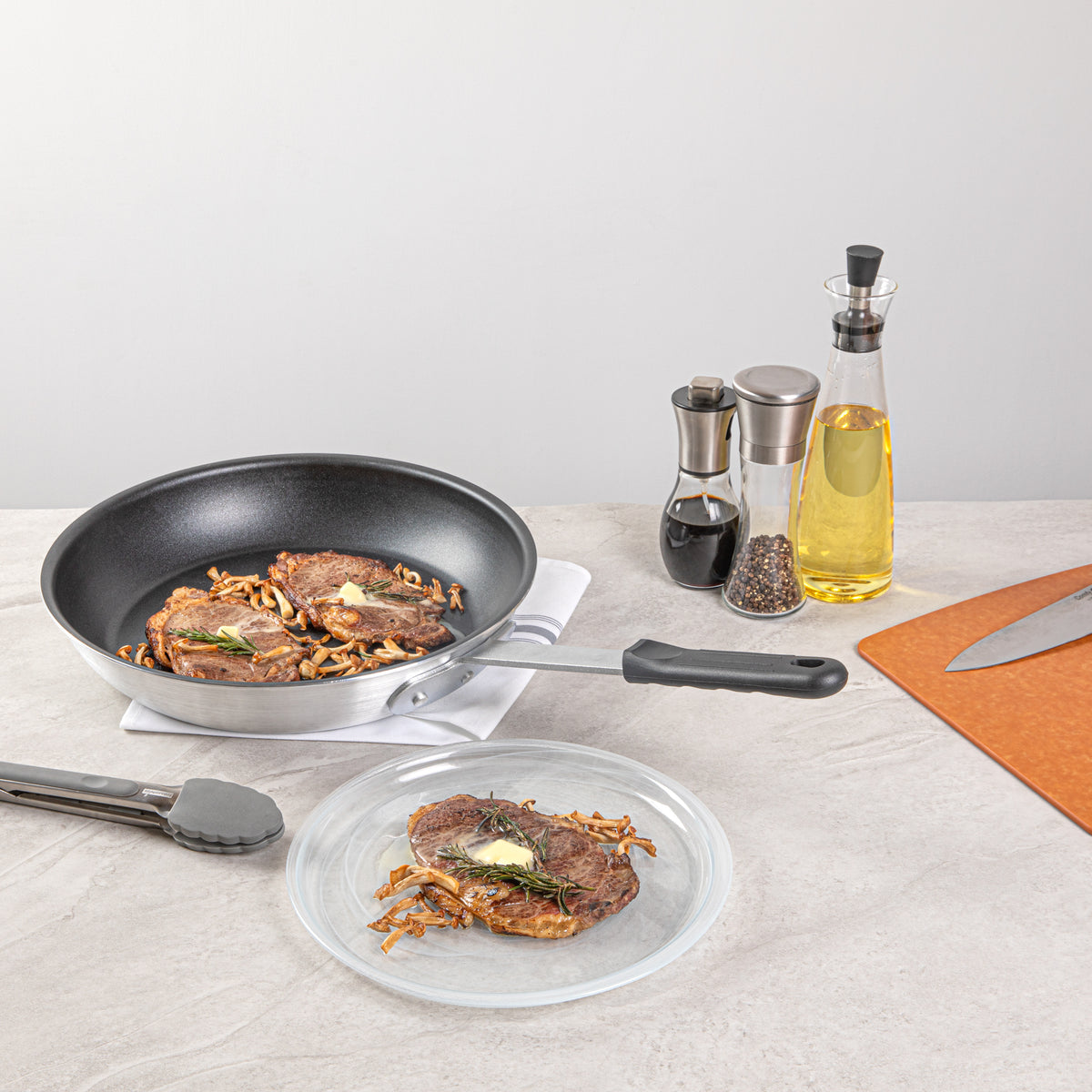 Met Lux Black Silicone Removable Pan Handle Sleeve - For 14" Aluminum Pans - 6 1/4" - 1 count box