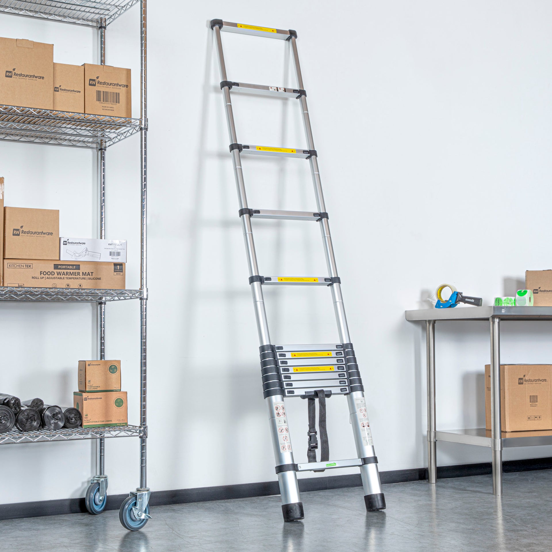 Handy Tek Aluminum Telescoping Extension Ladder - 330 lb Load Capacity - 12 1/2' - 1 count box