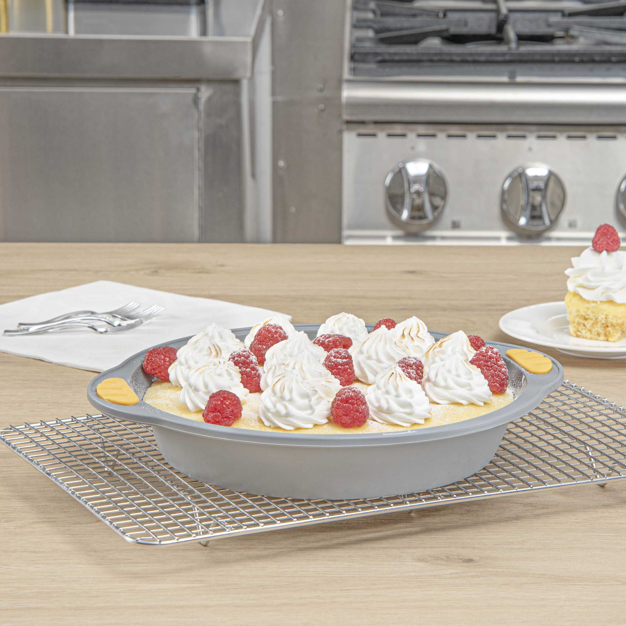 Pastry Tek Round Gray Silicone Cake Pan - Non-Stick, with Handles - 11 1/4" x 10 1/4" x 1 3/4" - 40 count box