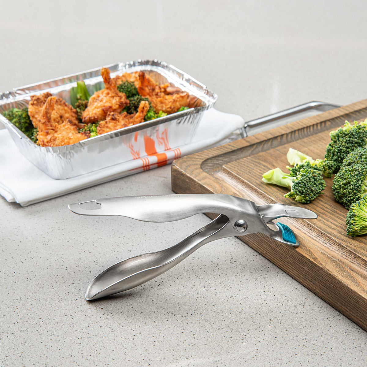 Met Lux Stainless Steel Anti-Scald Hot Plate Gripper - 7 1/2" x 1 1/4" - 1 count box