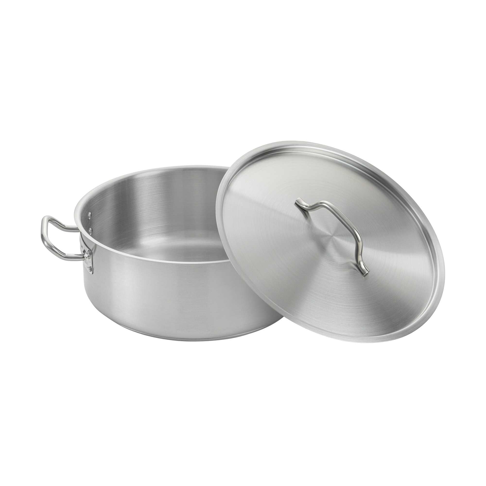 German Standard 15 qt Stainless Steel Brazier - with Aluminum-Clad Bottom and Cover - 14 1/4" x 14 1/4" x 5 1/2" - 1 count box
