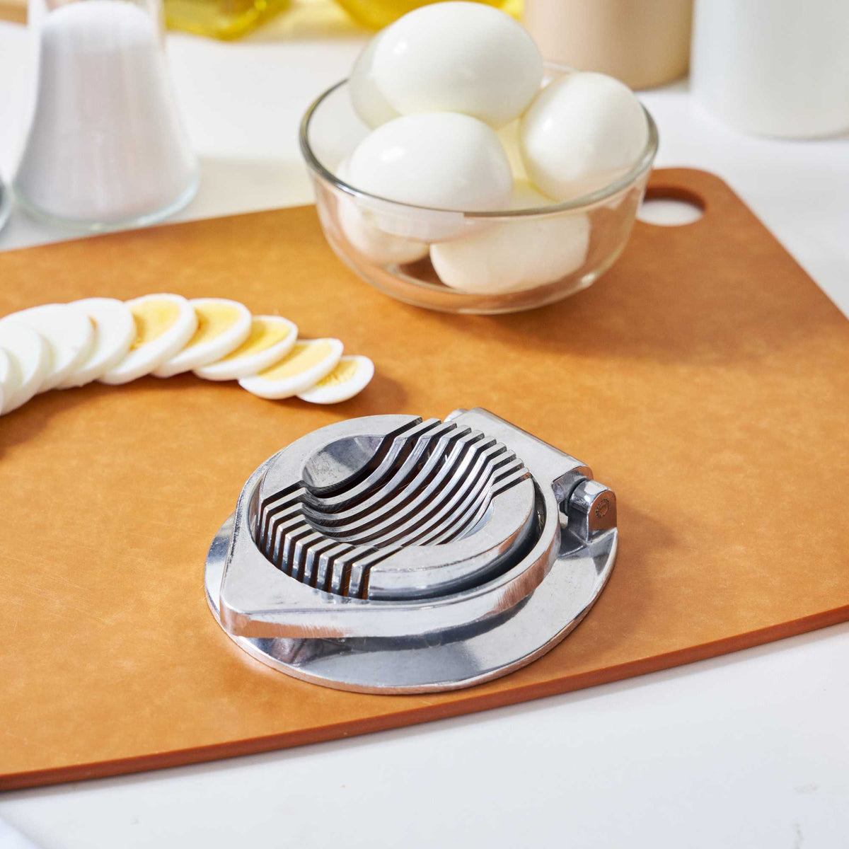Met Lux Round Aluminum Hinged Two-Way Egg Slicer - with Stainless Steel Wires - 4 3/4" x 4" x 1 1/4" - 1 count box