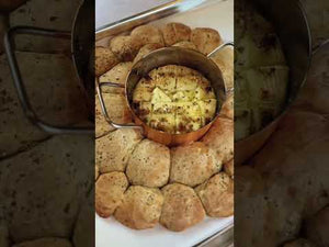 Garlic Bread Wreath with Baked Brie | Holiday Recipes — Restaurantware