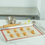 reusable_baking_mats_and_pan_liners_size_full_size.jpg